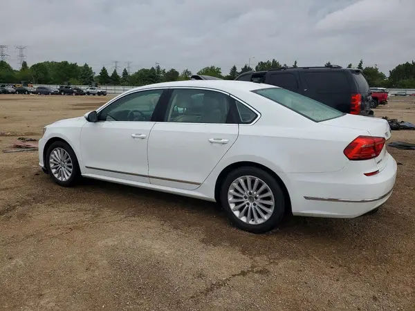 1VWBS7A38GC038585 2016 VOLKSWAGEN PASSAT - Image 2