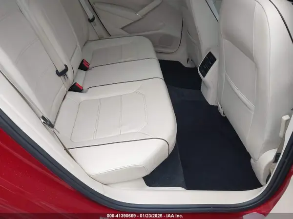 1VWBS7A38GC045519 2016 VOLKSWAGEN PASSAT - Image 8