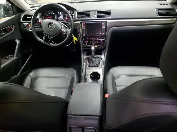 1VWBS7A38GC051000 2016 VOLKSWAGEN PASSAT - Image 8