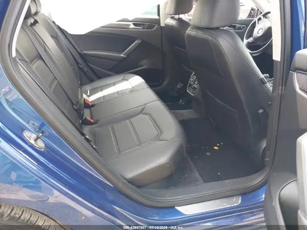 1VWBS7A38GC055645 2016 VOLKSWAGEN PASSAT - Image 8