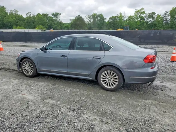 1VWBS7A38GC056858 2016 VOLKSWAGEN PASSAT - Image 2