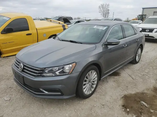 1VWBS7A38GC061865 2016 VOLKSWAGEN PASSAT - Image 1