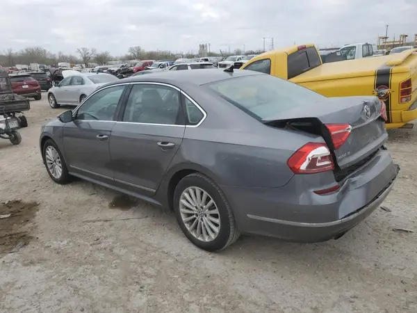 1VWBS7A38GC061865 2016 VOLKSWAGEN PASSAT - Image 2