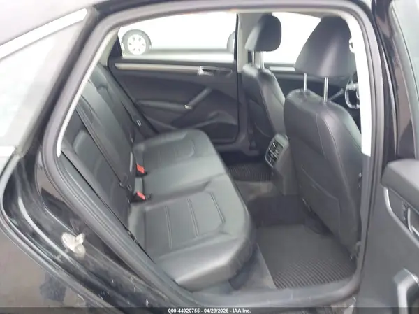 1VWBS7A39GC016580 2016 VOLKSWAGEN PASSAT - Image 8