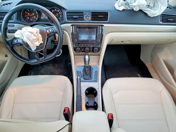 1VWBS7A39GC023822 2016 VOLKSWAGEN PASSAT - Image 8