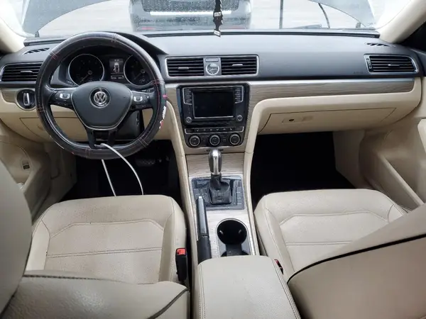 1VWBS7A39GC033735 2016 VOLKSWAGEN PASSAT - Image 8