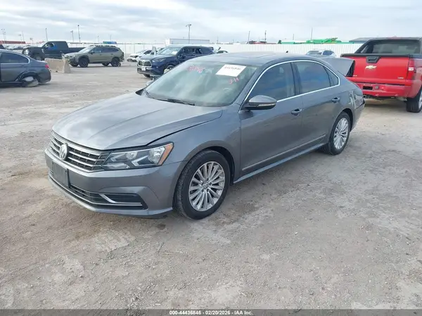 1VWBS7A39GC037994 2016 VOLKSWAGEN PASSAT - Image 2