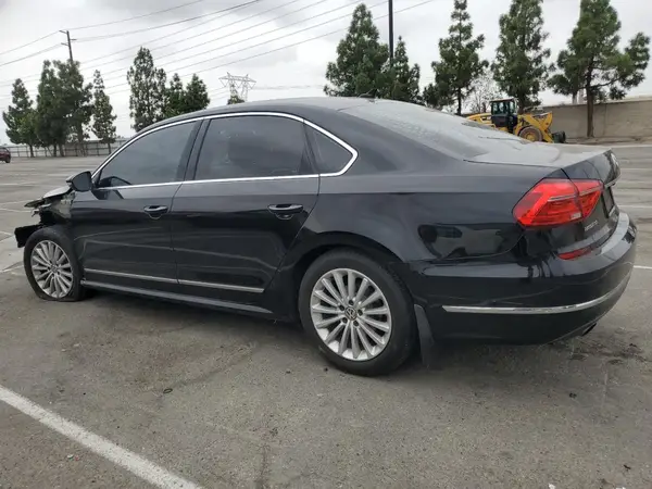 1VWBS7A39GC044816 2016 VOLKSWAGEN PASSAT - Image 2