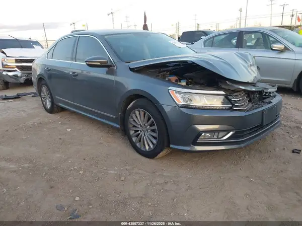 1VWBS7A39GC058120 2016 VOLKSWAGEN PASSAT - Image 1