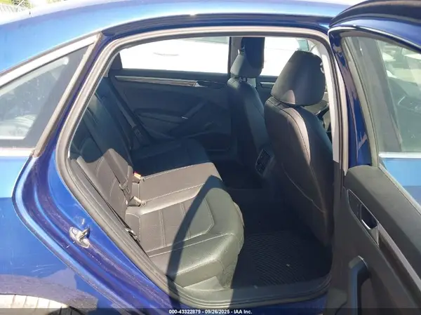 1VWBS7A39GC060241 2016 VOLKSWAGEN PASSAT - Image 8