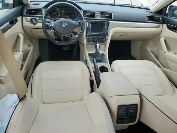 1VWBS7A3XGC023246 2016 VOLKSWAGEN PASSAT - Image 8