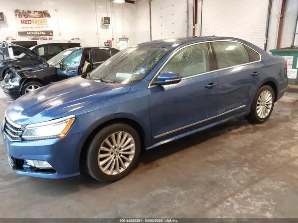 1VWBS7A3XGC029421 2016 VOLKSWAGEN PASSAT - Image 2