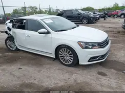 1VWBS7A3XGC037499 2016 VOLKSWAGEN PASSAT
