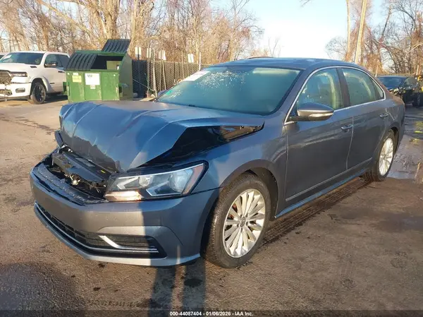 1VWBS7A3XGC038121 2016 VOLKSWAGEN PASSAT - Image 2