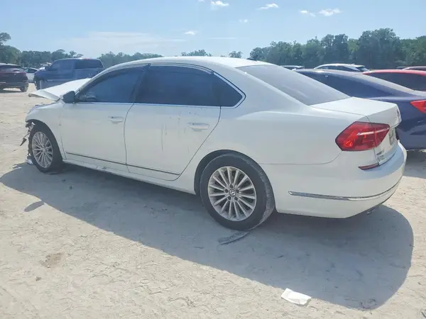 1VWBS7A3XGC038605 2016 VOLKSWAGEN PASSAT - Image 2