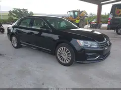 1VWBS7A3XGC045666 2016 VOLKSWAGEN PASSAT