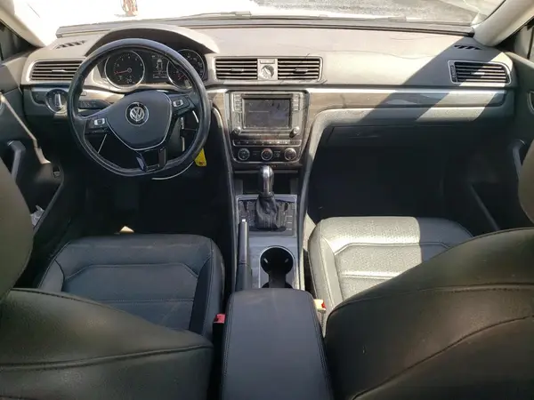 1VWBS7A3XGC045702 2016 VOLKSWAGEN PASSAT - Image 8
