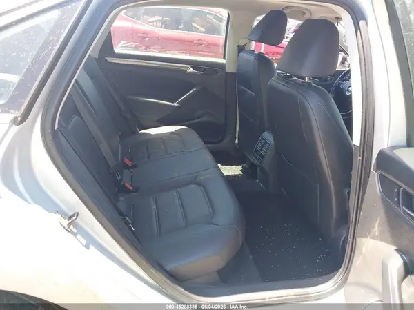 1VWBS7A3XGC049958 2016 VOLKSWAGEN PASSAT - Image 8