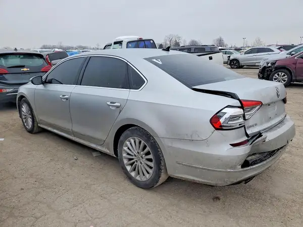 1VWBS7A3XGC058871 2016 VOLKSWAGEN PASSAT - Image 2
