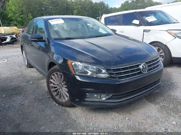 1VWBS7A3XGC060314 2016 VOLKSWAGEN PASSAT - Image 1