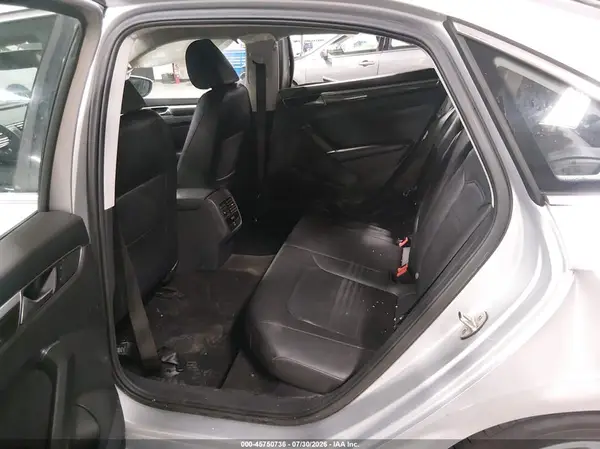1VWBT7A30GC020434 2016 VOLKSWAGEN PASSAT - Image 8
