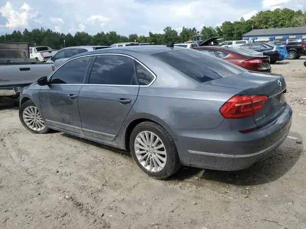 1VWBT7A30GC027822 2016 VOLKSWAGEN PASSAT - Image 2