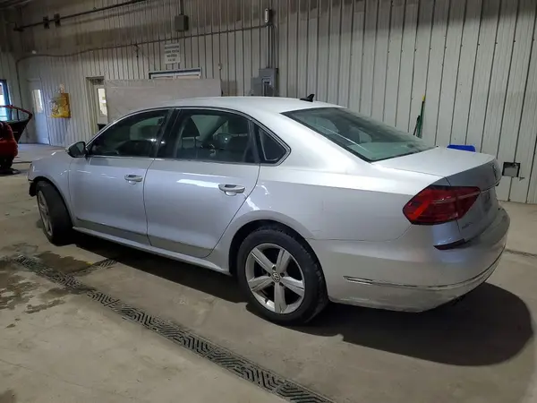 1VWBT7A30GC030350 2016 VOLKSWAGEN PASSAT - Image 2