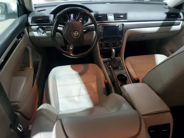 1VWBT7A30GC030350 2016 VOLKSWAGEN PASSAT - Image 8