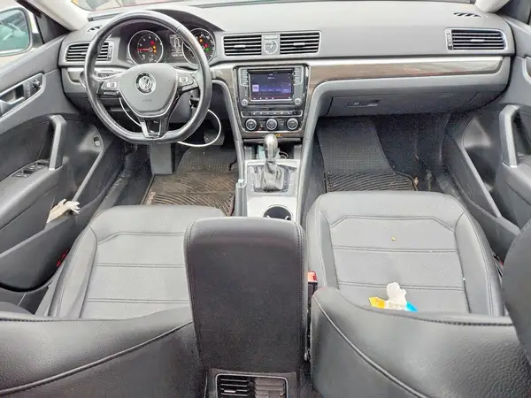 1VWBT7A30GC039985 2016 VOLKSWAGEN PASSAT - Image 8
