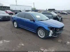 1VWBT7A30GC049898 2016 VOLKSWAGEN PASSAT