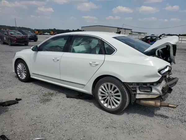 1VWBT7A30GC061338 2016 VOLKSWAGEN PASSAT - Image 2