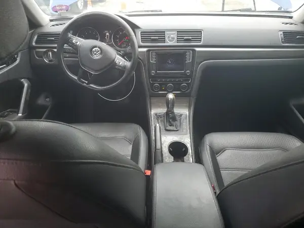 1VWBT7A30GC061422 2016 VOLKSWAGEN PASSAT - Image 8