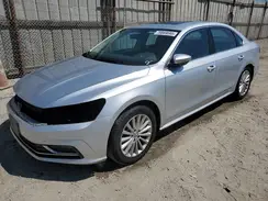 1VWBT7A30HC000945 2017 VOLKSWAGEN PASSAT
