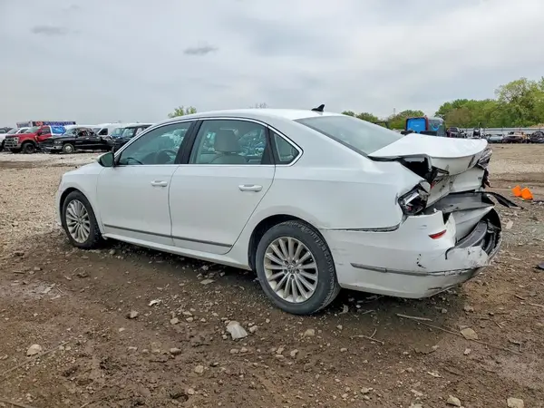 1VWBT7A30HC001092 2017 VOLKSWAGEN PASSAT - Image 2