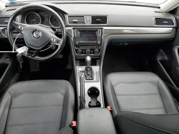 1VWBT7A30HC012903 2017 VOLKSWAGEN PASSAT - Image 8