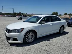 1VWBT7A30HC013663 2017 VOLKSWAGEN PASSAT