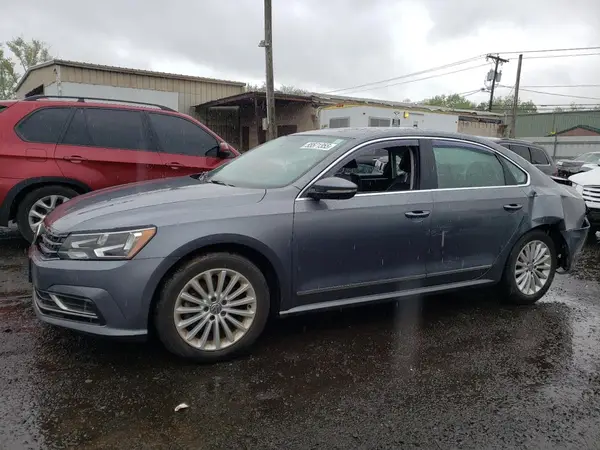 1VWBT7A30HC034383 2017 VOLKSWAGEN PASSAT - Image 1