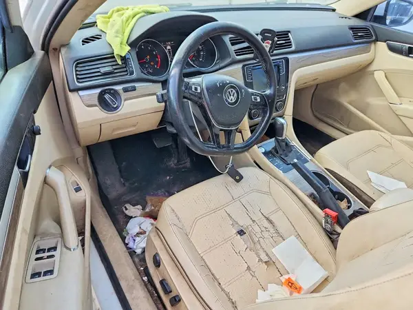 1VWBT7A30HC040877 2017 VOLKSWAGEN PASSAT - Image 8