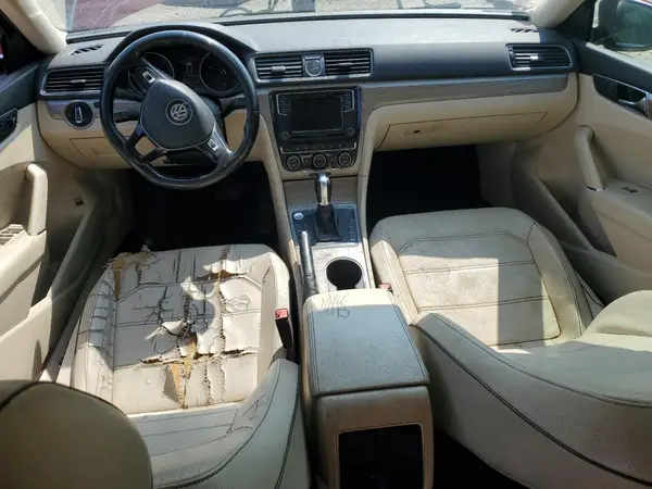 1VWBT7A30HC058571 2017 VOLKSWAGEN PASSAT - Image 8