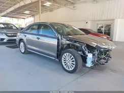 1VWBT7A30HC065939 2017 VOLKSWAGEN PASSAT