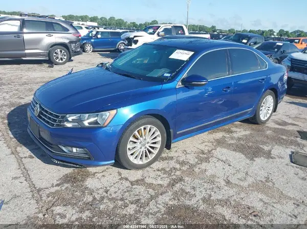 1VWBT7A31GC004291 2016 VOLKSWAGEN PASSAT - Image 2
