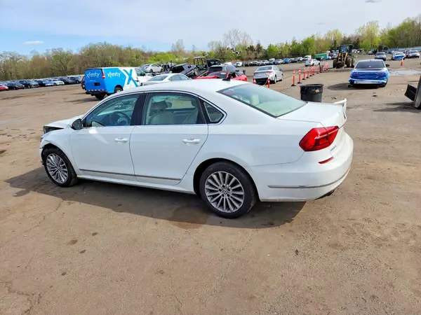 1VWBT7A31GC005618 2016 VOLKSWAGEN PASSAT - Image 2