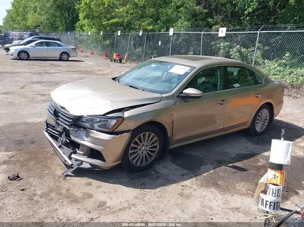 1VWBT7A31GC012018 2016 VOLKSWAGEN PASSAT - Image 2