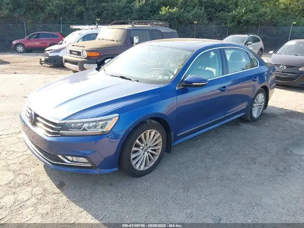 1VWBT7A31GC021267 2016 VOLKSWAGEN PASSAT - Image 2