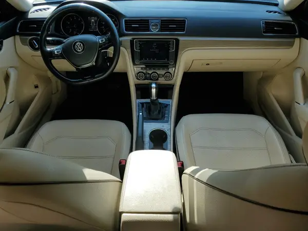 1VWBT7A31GC023763 2016 VOLKSWAGEN PASSAT - Image 8