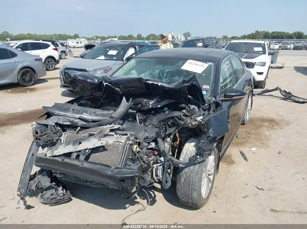1VWBT7A31GC026999 2016 VOLKSWAGEN PASSAT - Image 2