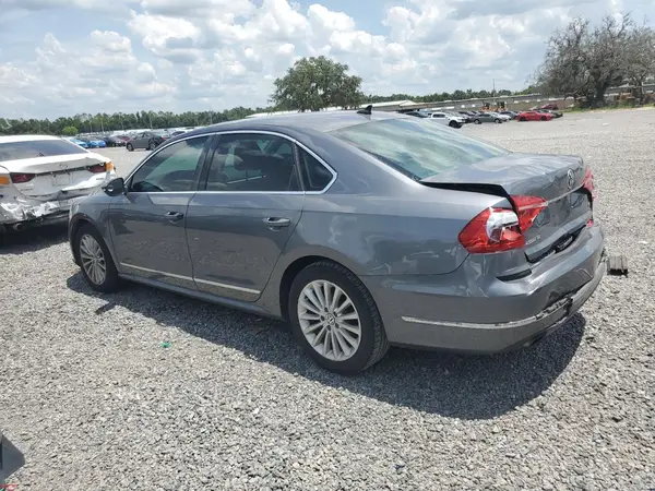 1VWBT7A31GC028381 2016 VOLKSWAGEN PASSAT - Image 2