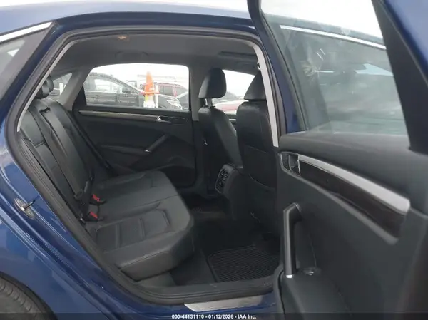 1VWBT7A31GC042569 2016 VOLKSWAGEN PASSAT - Image 8