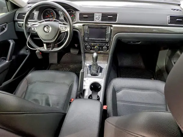 1VWBT7A31GC054088 2016 VOLKSWAGEN PASSAT - Image 8