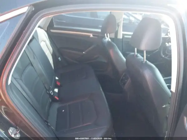 1VWBT7A31GC056147 2016 VOLKSWAGEN PASSAT - Image 8